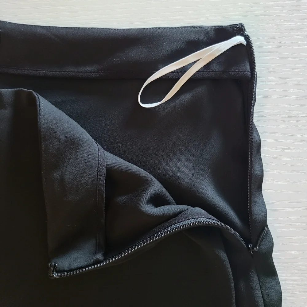 BY MALENE BIRGER Leela Fluted Skirt, Size 10, Black, NWT